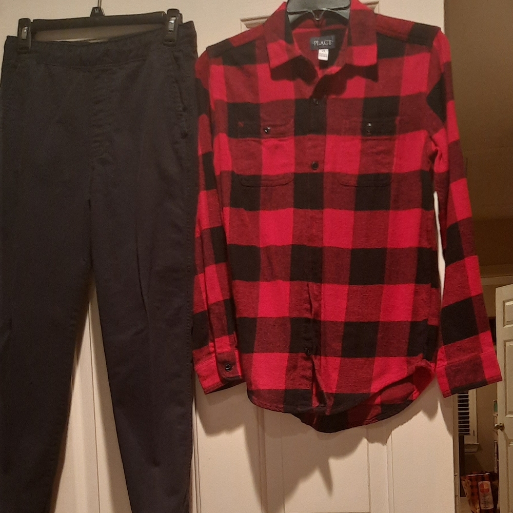 !!!!SOLD!!! boys nice set, for the holidays